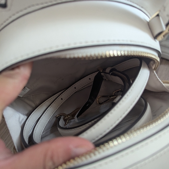 NWT Kate Spade KG745 Day Tripper 3D Daisy Crossbody Bag Parchment - Picture 4 of 4